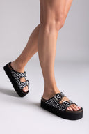 Σανδάλια δερμάτινα flatforms με μαίανδρο