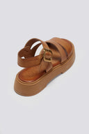 Σανδάλια δερμάτινα flatforms με τοκά TFP