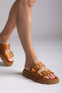 Σανδάλια δερμάτινα flatforms με τοκάδες TFP
