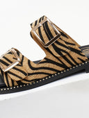 Σανδάλια δερμάτινα με print TFP - Μαύρο/Μπεζ - thefashionproject.gr - TFP