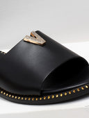 Σανδάλια δερμάτινα με v cut και στρας TFP - Μαύρο - thefashionproject.gr - TFP - 21514002002