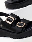 Σανδάλια δερμάτινα με velcro λουράκι TFP - Μαύρο - thefashionproject.gr - TFP