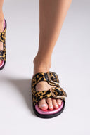 Σανδάλια δερμάτινα ponyskin με print Gioseppo