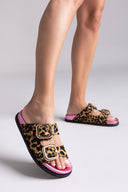 Σανδάλια δερμάτινα ponyskin με print Gioseppo