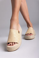 Σανδάλια flatforms από ψάθα Refresh 172667 - Μπεζ - thefashionproject.gr - Refresh