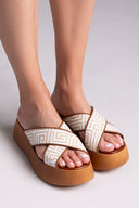 Σανδάλια flatforms crossover με print Estil