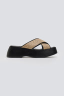 Σανδάλια flatforms crossover με ψάθα Estil