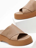 Σανδάλια flatforms δερμάτινα crossover Iris Sandals - Μπεζ - thefashionproject.gr - IRIS