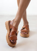 Σανδάλια flatforms δερμάτινα crossover TFP