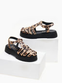 Σανδάλια flatforms δερμάτινα fisherman με print Iris Sandals
