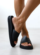 Σανδάλια flatforms δερμάτινα με δάκτυλο Estil - Μαύρο - thefashionproject.gr - Estil