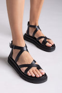 Σανδάλια flatforms δερμάτινα με δάκτυλο Tfp - Μαύρο - thefashionproject.gr - TFP