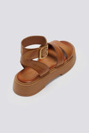 Σανδάλια flatforms δερμάτινα με φάσες TFP