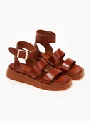Σανδάλια flatforms δερμάτινα με μπαρέτα TFP