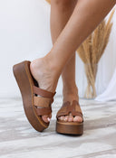 Σανδάλια flatforms δερμάτινα με περαστές φάσες Estil