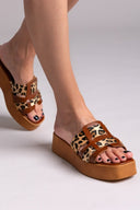 Σανδάλια flatforms δερμάτινα με ponyskin Estil - Ταμπά - thefashionproject.gr - Estil - 23585007003