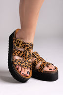 Σανδάλια flatforms δερμάτινα με print ATENEO