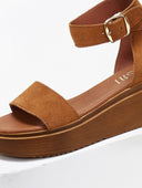 Σανδάλια flatforms καστόρινα Estil