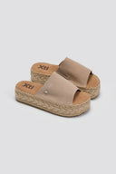 Σανδάλια flatforms καστόρινα Xti 143639 - Μπεζ - thefashionproject.gr - Xti Footwear