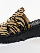 Σανδάλια flatforms fisherman με print TFP