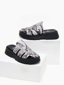 Σανδάλια flatforms fisherman με print TFP