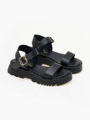 Σανδάλια flatforms με μπαρέτα Estil