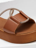 Σανδάλια flatforms με περαστό στρας λουράκι Estil