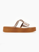 Σανδάλια flatforms με περαστό στρας λουράκι Estil