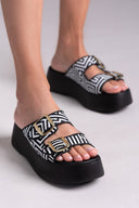 Σανδάλια flatforms με print Estil