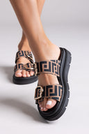 Σανδάλια flatforms με print Tfp