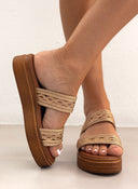 Σανδάλια flatforms με σχοίνινες φάσες Estil