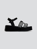Σανδάλια flatforms με υφασμάτινη print φάσα Estil