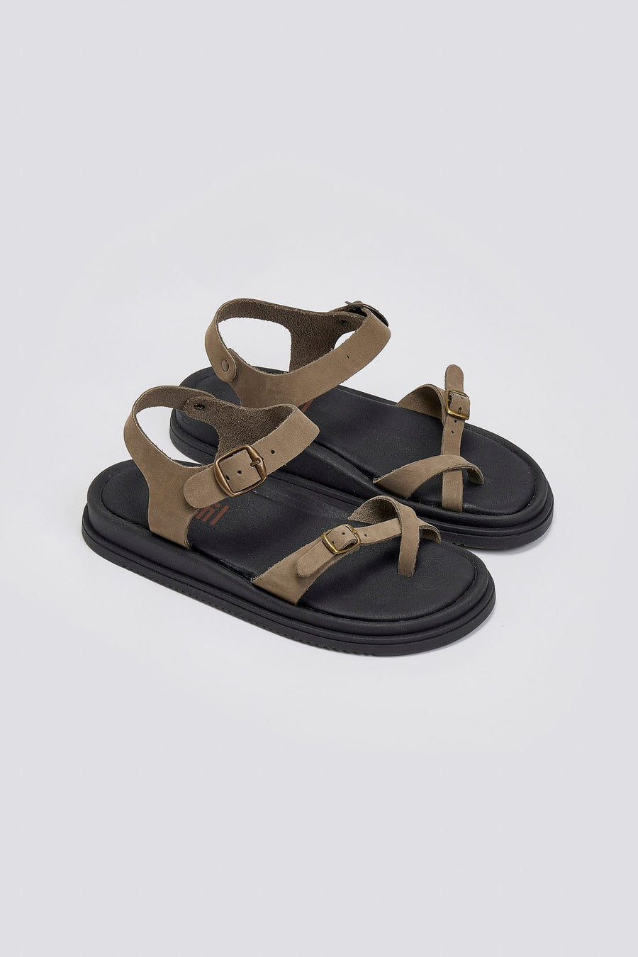 Σανδάλια flatforms nubuck δερμάτινα με μπαρέτα Estil