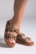 Σανδάλια flatforms ponyskin με print  Estil