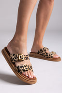 Σανδάλια flatforms ponyskin με print  Estil
