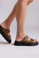 Σανδάλια flatforms ponyskin με τοκάδες Ragazza 01236