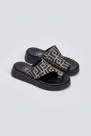 Σανδάλια flatforms υφασμάτινα με print Tfp