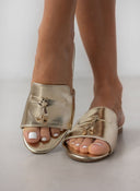 Σανδάλια με μεταλλικά charms ERYNN - Χρυσό - thefashionproject.gr - ERYNN