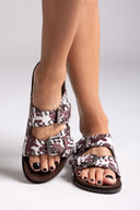 Σανδάλια με print Corina