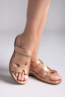 Σανδάλια με sporty σόλα και velcro - Χαλκός - thefashionproject.gr - La Coquette
