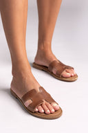 Σανδάλια nubuck με ανοίγματα Estil