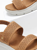 Σανδάλια sporty με διάτρητο σχέδιο Xti 142707 - Κάμελ - thefashionproject.gr - Xti Footwear
