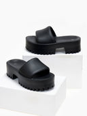 Σανδάλια sporty platforms με φαρδιά φάσα - Μαύρο - thefashionproject.gr - The Fashion Project