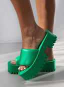 Σανδάλια sporty platforms με φαρδιά φάσα - Πράσινο - thefashionproject.gr - The Fashion Project