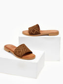 Σανδάλια suede με ανάγλυφη φάσα estil - Καφέ - thefashionproject.gr - Estil - 21941036002
