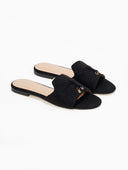 Σανδάλια suede με μεταλλικά charms ERYNN