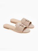 Σανδάλια suede με μεταλλικά charms ERYNN