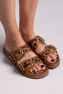 Σανδάλια suede με print και τοκά ERYNN