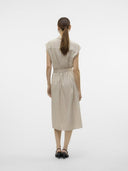 Shirt dress ριγέ αμάνικο με λινό Vero Moda 10282532 - Μπεζ/Μαύρο - thefashionproject.gr - VERO MODA