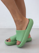 Slides με φαρδιά φάσα - Πράσινο - thefashionproject.gr - The Fashion Project